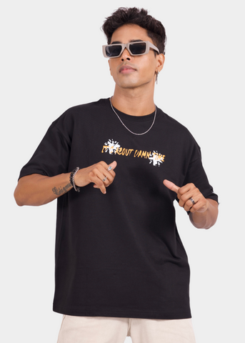 Know Your Worth Black Unisex Oversized T-shirt